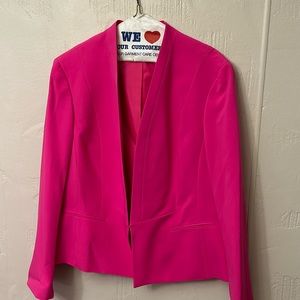 Two piece first lady pink suit